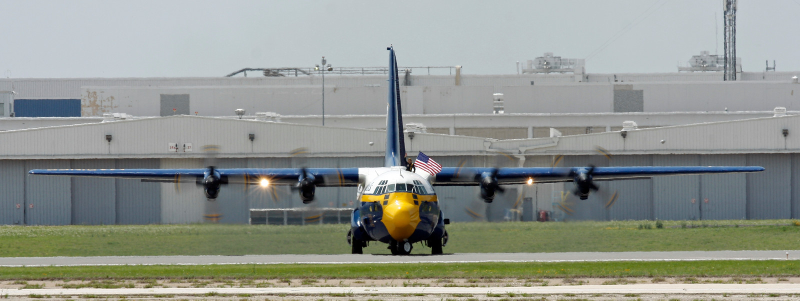 Illustration for article titled National Aviation Day